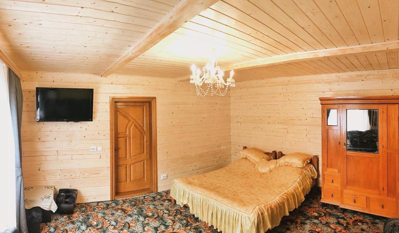Вершина Карпат Hotell Krasnik Exteriör bild