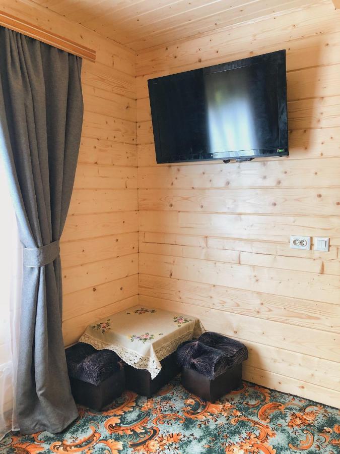 Вершина Карпат Hotell Krasnik Exteriör bild