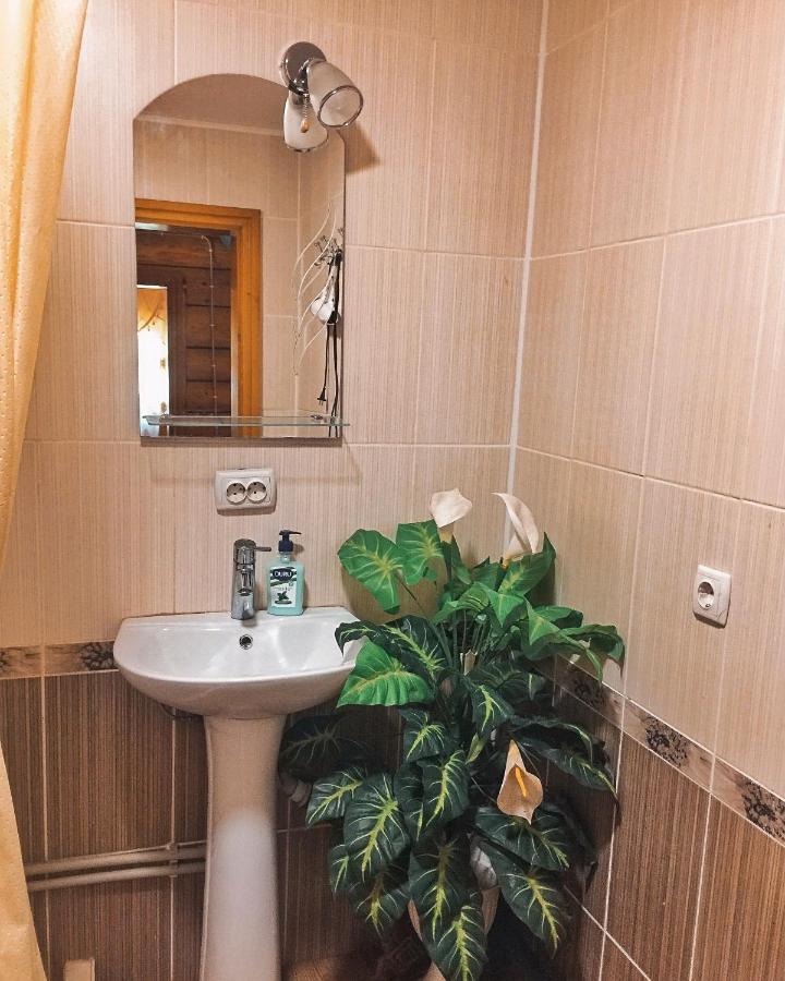 Вершина Карпат Hotell Krasnik Exteriör bild