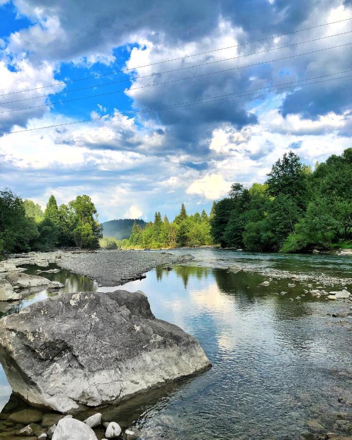 Вершина Карпат Hotell Krasnik Exteriör bild