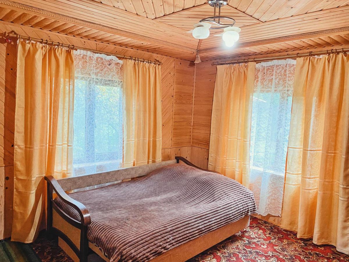 Вершина Карпат Hotell Krasnik Exteriör bild